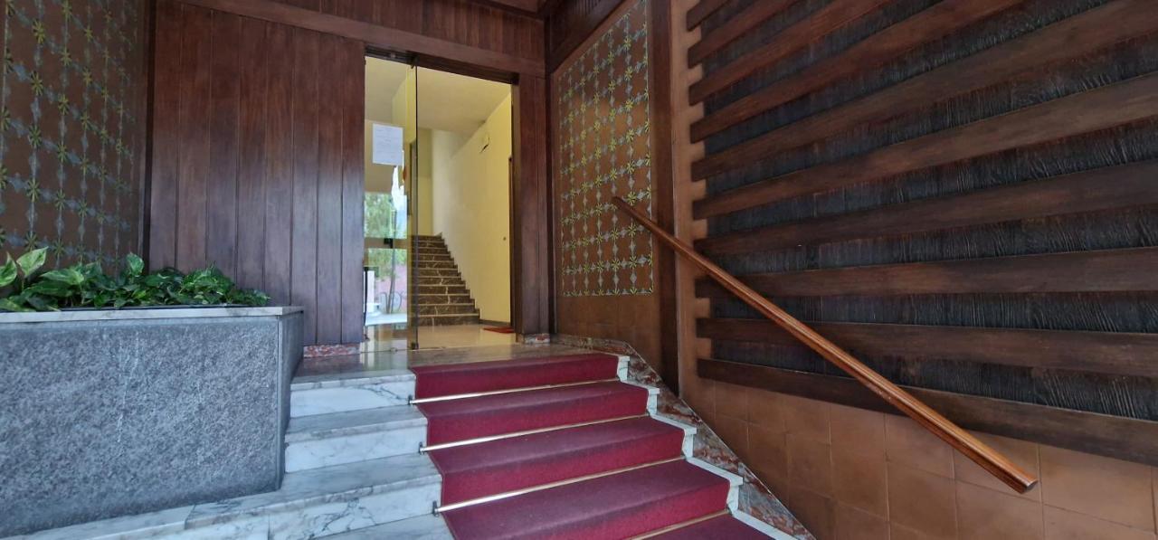 Apartamento Hosts 21 *